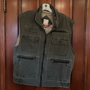 Harley Davidson lightweight vest with hood
